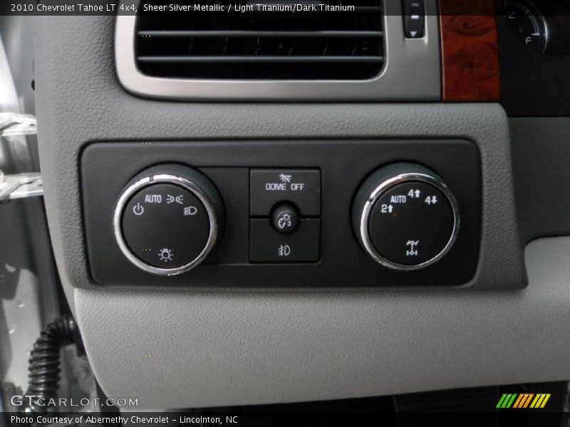 Sheer Silver Metallic / Light Titanium/Dark Titanium 2010 Chevrolet Tahoe LT 4x4