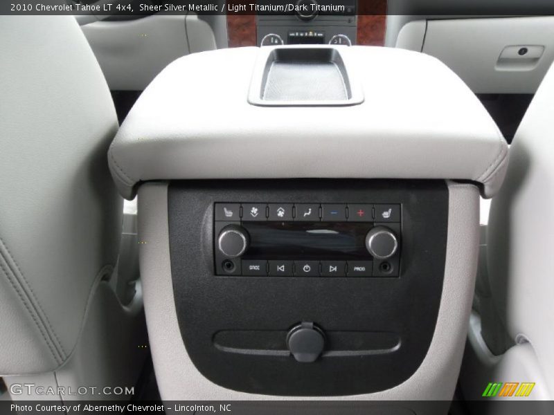 Sheer Silver Metallic / Light Titanium/Dark Titanium 2010 Chevrolet Tahoe LT 4x4