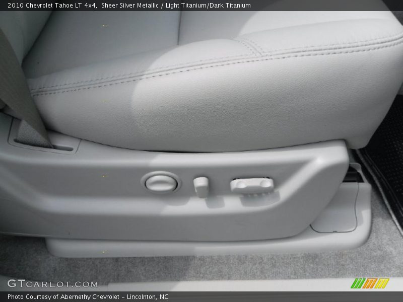 Sheer Silver Metallic / Light Titanium/Dark Titanium 2010 Chevrolet Tahoe LT 4x4