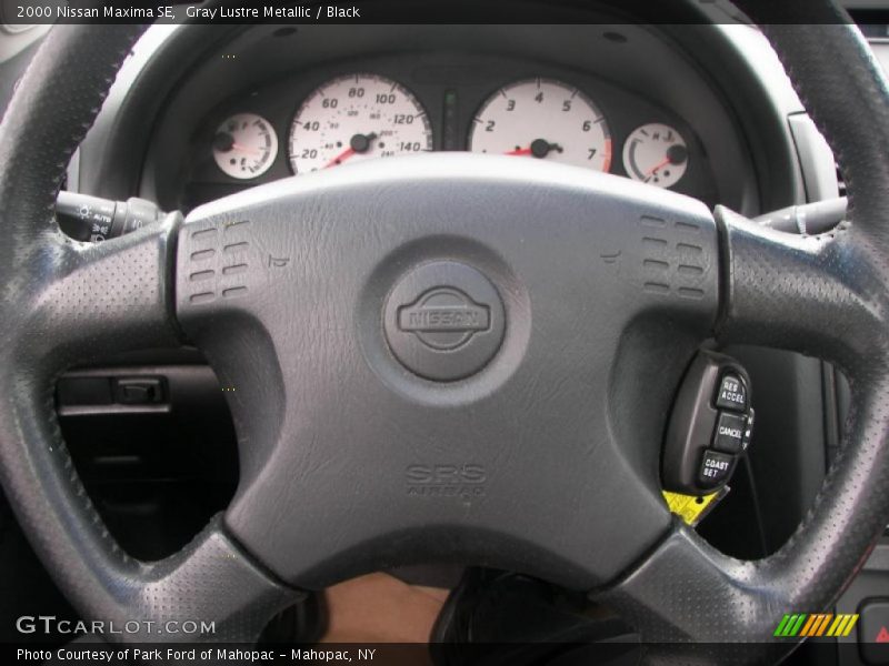 Gray Lustre Metallic / Black 2000 Nissan Maxima SE