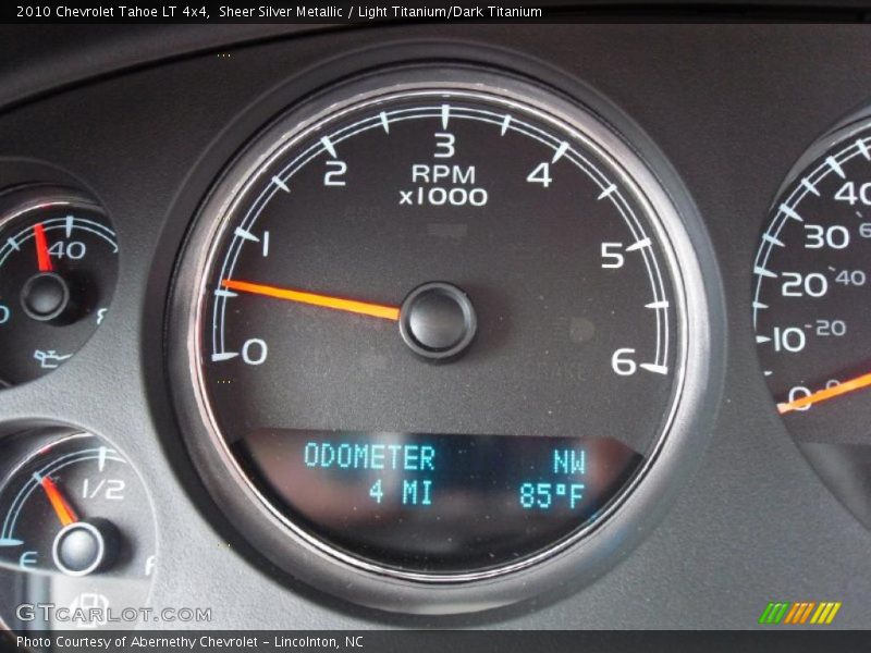 Sheer Silver Metallic / Light Titanium/Dark Titanium 2010 Chevrolet Tahoe LT 4x4