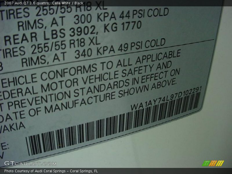 Calla White / Black 2007 Audi Q7 3.6 quattro