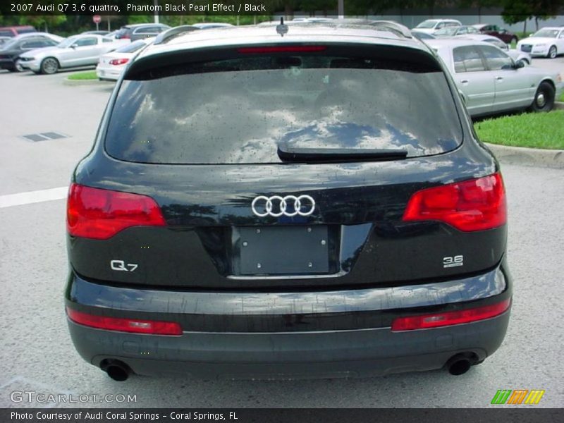 Phantom Black Pearl Effect / Black 2007 Audi Q7 3.6 quattro