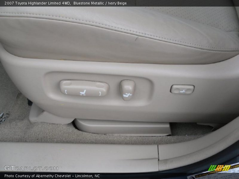 Bluestone Metallic / Ivory Beige 2007 Toyota Highlander Limited 4WD