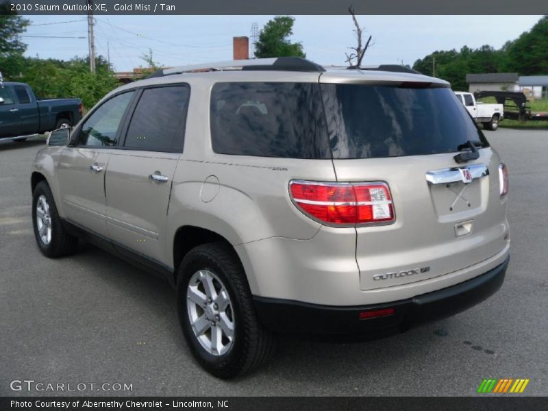 Gold Mist / Tan 2010 Saturn Outlook XE