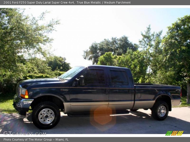 True Blue Metallic / Medium Parchment 2001 Ford F250 Super Duty Lariat Super Crew 4x4