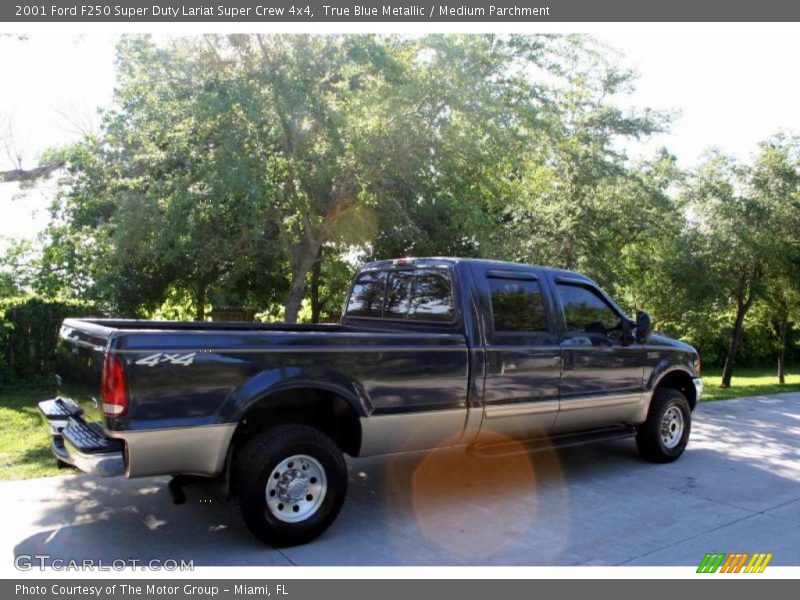 True Blue Metallic / Medium Parchment 2001 Ford F250 Super Duty Lariat Super Crew 4x4