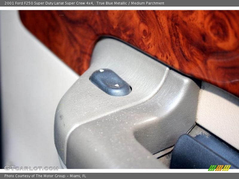 True Blue Metallic / Medium Parchment 2001 Ford F250 Super Duty Lariat Super Crew 4x4
