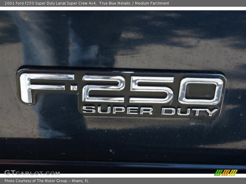 True Blue Metallic / Medium Parchment 2001 Ford F250 Super Duty Lariat Super Crew 4x4