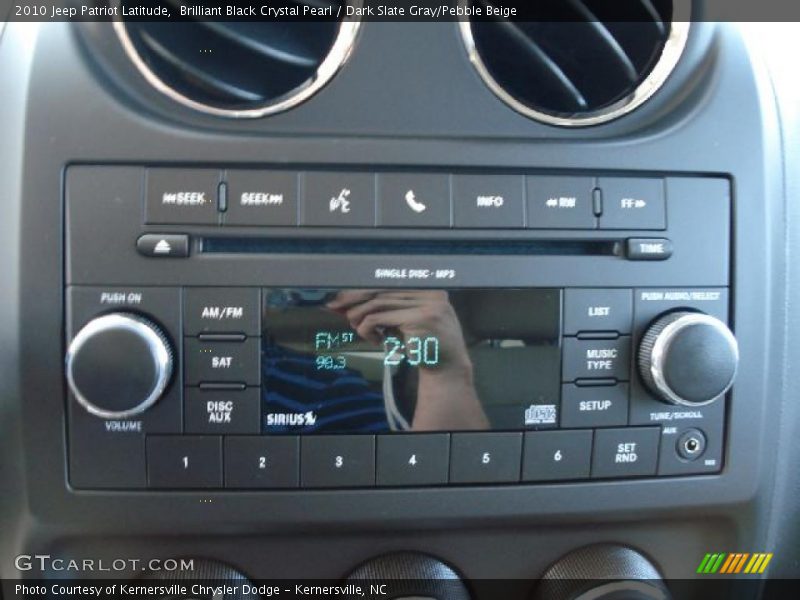 Brilliant Black Crystal Pearl / Dark Slate Gray/Pebble Beige 2010 Jeep Patriot Latitude