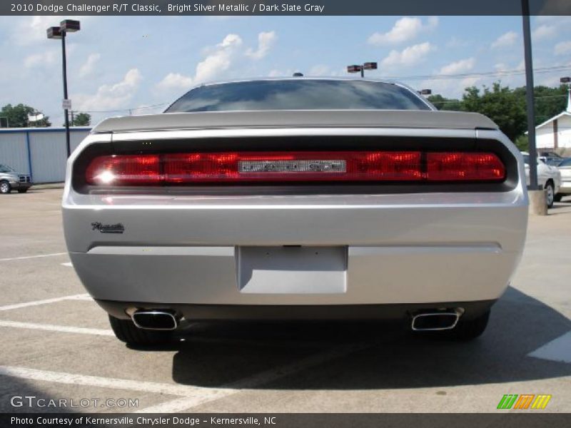 Bright Silver Metallic / Dark Slate Gray 2010 Dodge Challenger R/T Classic