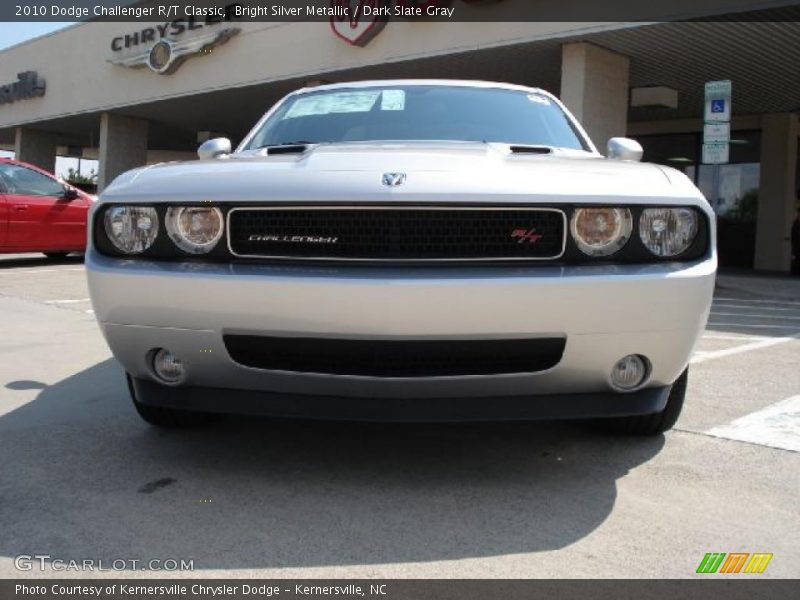 Bright Silver Metallic / Dark Slate Gray 2010 Dodge Challenger R/T Classic