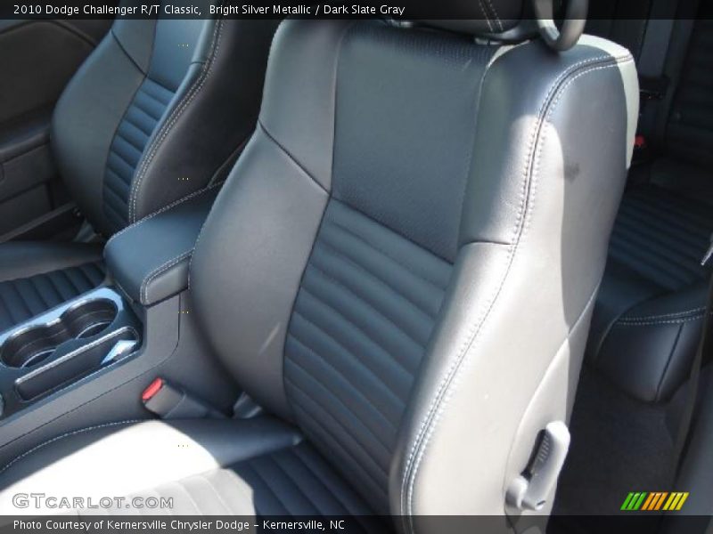 Bright Silver Metallic / Dark Slate Gray 2010 Dodge Challenger R/T Classic