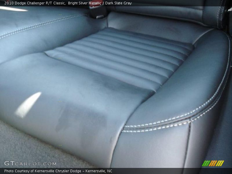 Bright Silver Metallic / Dark Slate Gray 2010 Dodge Challenger R/T Classic