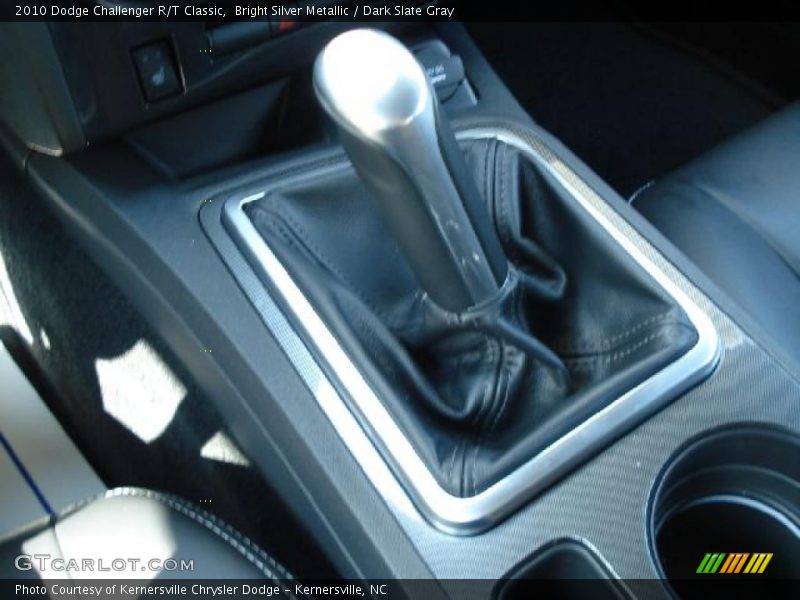 Bright Silver Metallic / Dark Slate Gray 2010 Dodge Challenger R/T Classic