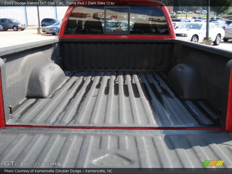 Flame Red / Dark Slate Gray 2003 Dodge Dakota SXT Club Cab