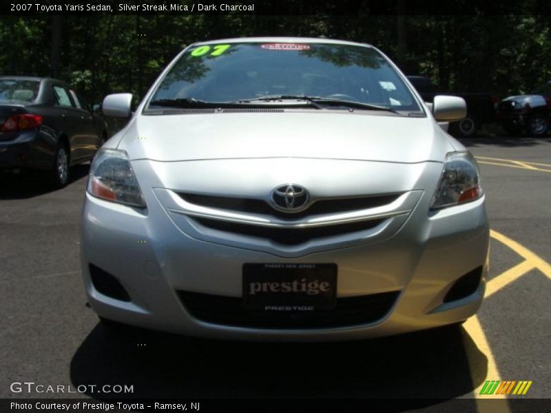 Silver Streak Mica / Dark Charcoal 2007 Toyota Yaris Sedan