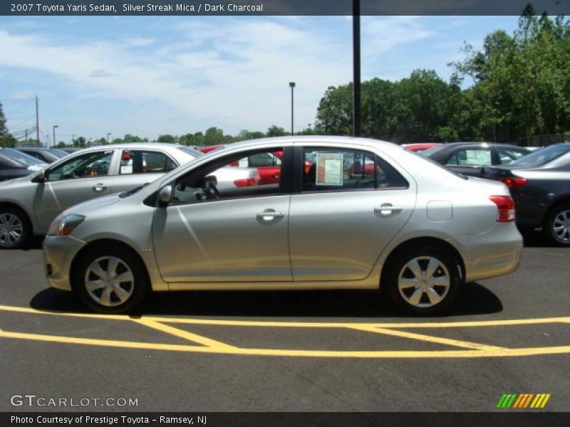 Silver Streak Mica / Dark Charcoal 2007 Toyota Yaris Sedan