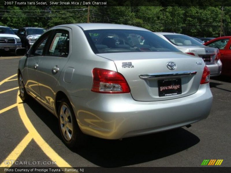 Silver Streak Mica / Dark Charcoal 2007 Toyota Yaris Sedan