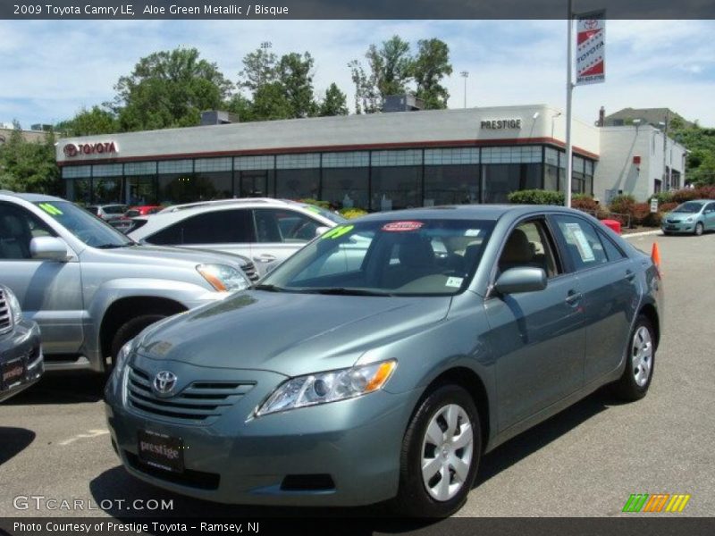 Aloe Green Metallic / Bisque 2009 Toyota Camry LE