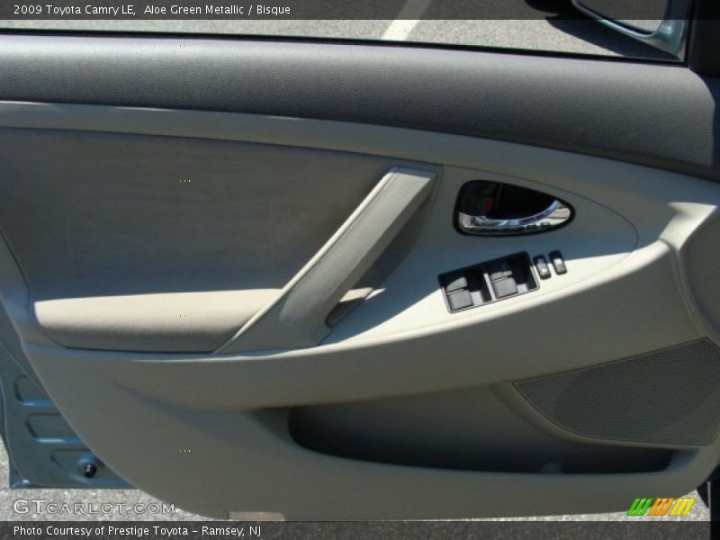 Aloe Green Metallic / Bisque 2009 Toyota Camry LE