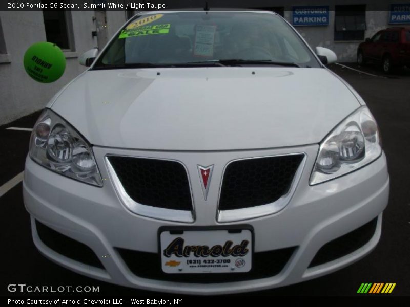 Summit White / Light Taupe 2010 Pontiac G6 Sedan