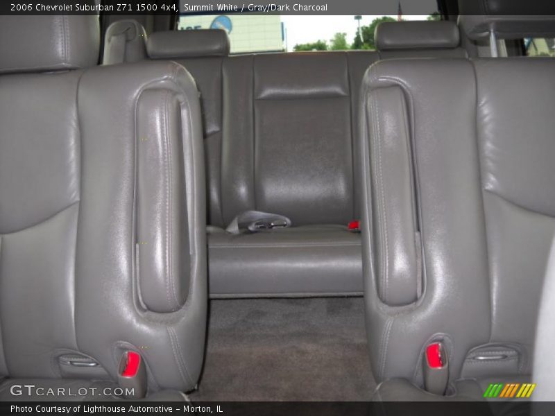 Summit White / Gray/Dark Charcoal 2006 Chevrolet Suburban Z71 1500 4x4