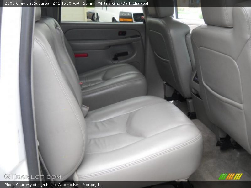 Summit White / Gray/Dark Charcoal 2006 Chevrolet Suburban Z71 1500 4x4