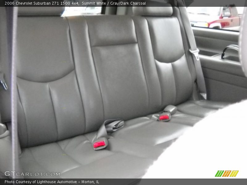 Summit White / Gray/Dark Charcoal 2006 Chevrolet Suburban Z71 1500 4x4