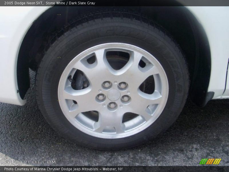 Stone White / Dark Slate Gray 2005 Dodge Neon SXT