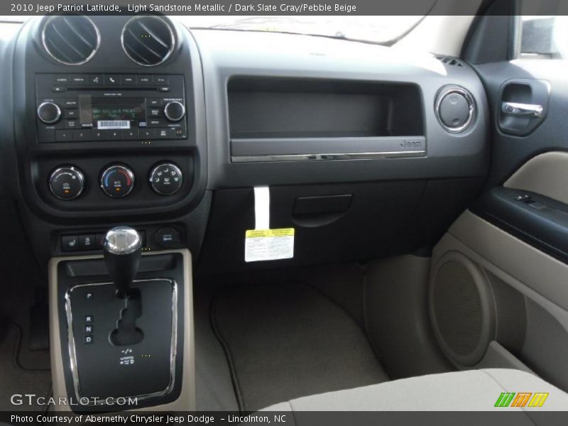 Light Sandstone Metallic / Dark Slate Gray/Pebble Beige 2010 Jeep Patriot Latitude