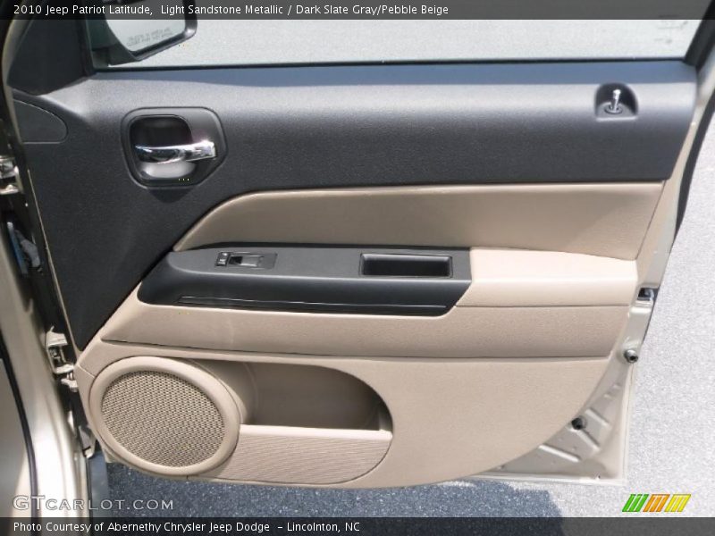 Light Sandstone Metallic / Dark Slate Gray/Pebble Beige 2010 Jeep Patriot Latitude