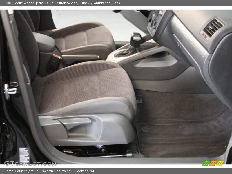 Black / Anthracite Black 2006 Volkswagen Jetta Value Edition Sedan
