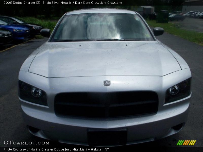 Bright Silver Metallic / Dark Slate Gray/Light Graystone 2006 Dodge Charger SE