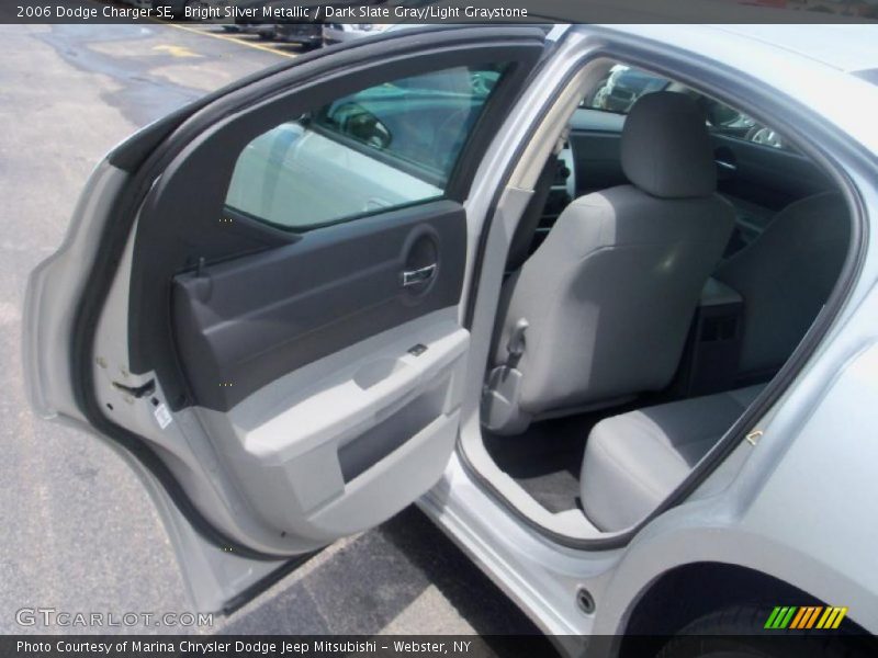 Bright Silver Metallic / Dark Slate Gray/Light Graystone 2006 Dodge Charger SE