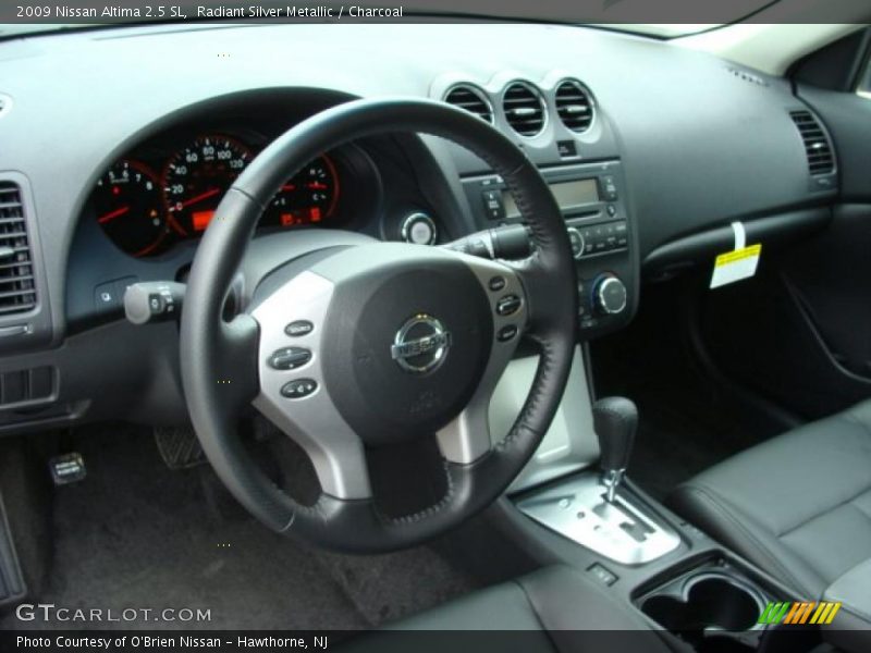 Radiant Silver Metallic / Charcoal 2009 Nissan Altima 2.5 SL