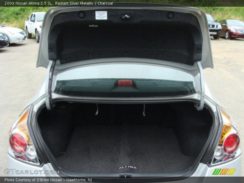 Radiant Silver Metallic / Charcoal 2009 Nissan Altima 2.5 SL