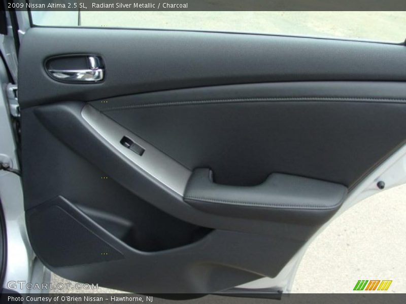 Radiant Silver Metallic / Charcoal 2009 Nissan Altima 2.5 SL