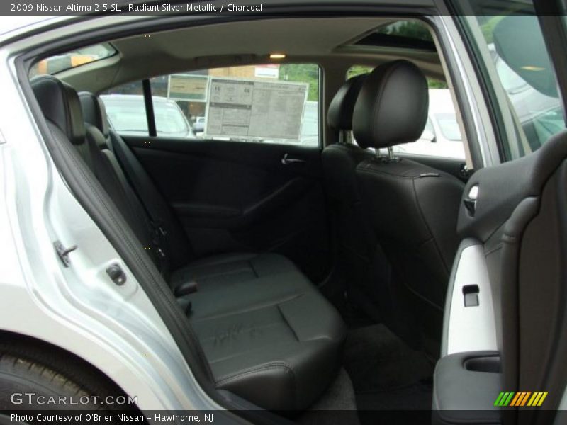 Radiant Silver Metallic / Charcoal 2009 Nissan Altima 2.5 SL