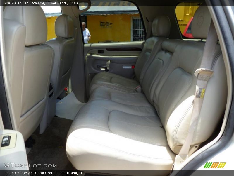 Silver Sand / Shale 2002 Cadillac Escalade