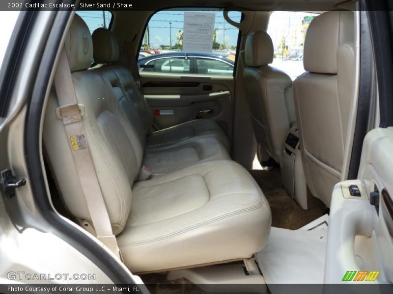 Silver Sand / Shale 2002 Cadillac Escalade