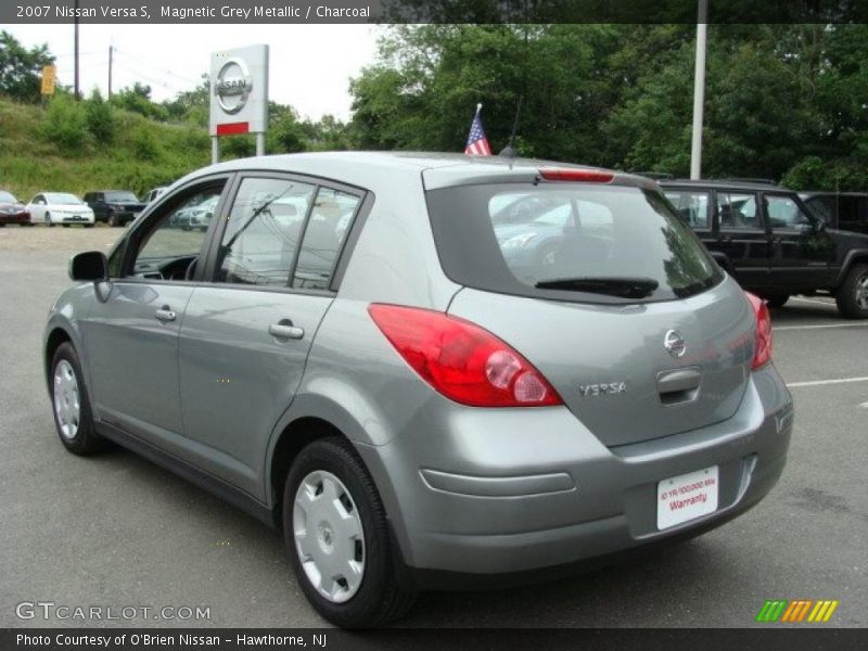 Magnetic Grey Metallic / Charcoal 2007 Nissan Versa S