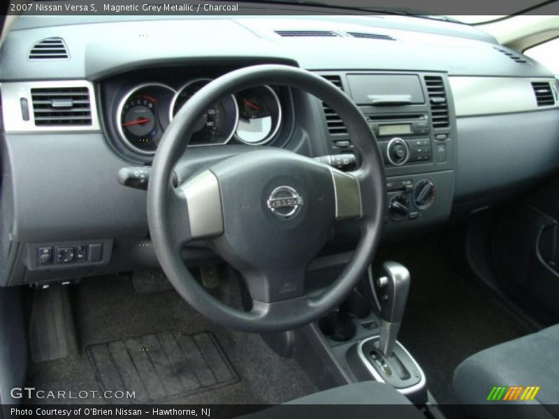 Magnetic Grey Metallic / Charcoal 2007 Nissan Versa S