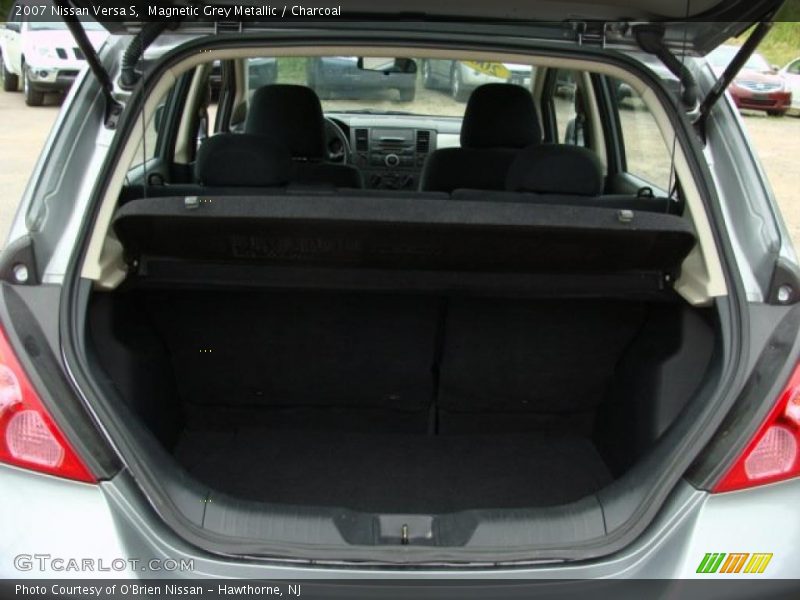 Magnetic Grey Metallic / Charcoal 2007 Nissan Versa S
