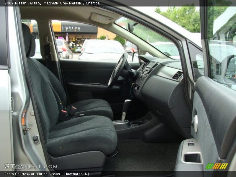 Magnetic Grey Metallic / Charcoal 2007 Nissan Versa S