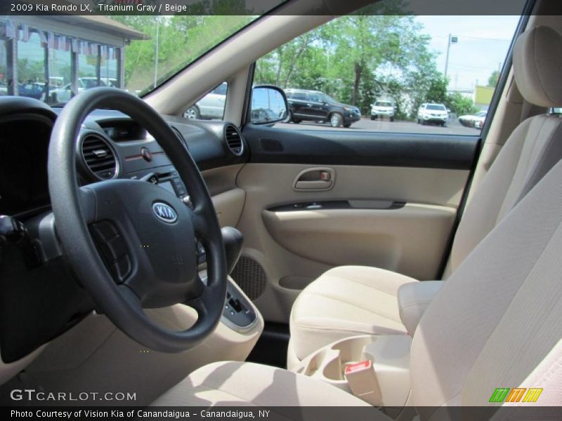 Titanium Gray / Beige 2009 Kia Rondo LX
