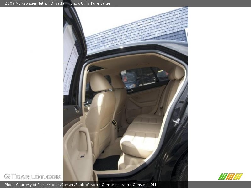 Black Uni / Pure Beige 2009 Volkswagen Jetta TDI Sedan