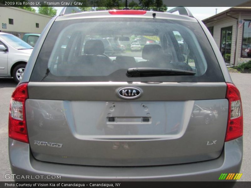 Titanium Gray / Gray 2009 Kia Rondo LX