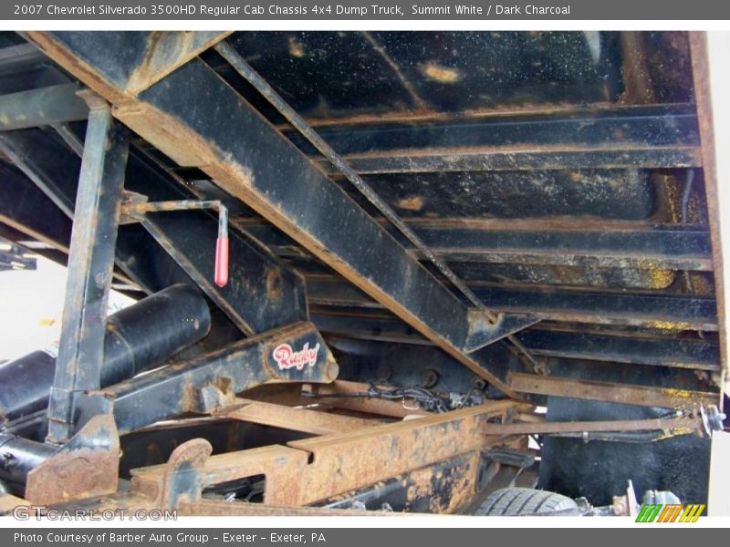 Summit White / Dark Charcoal 2007 Chevrolet Silverado 3500HD Regular Cab Chassis 4x4 Dump Truck