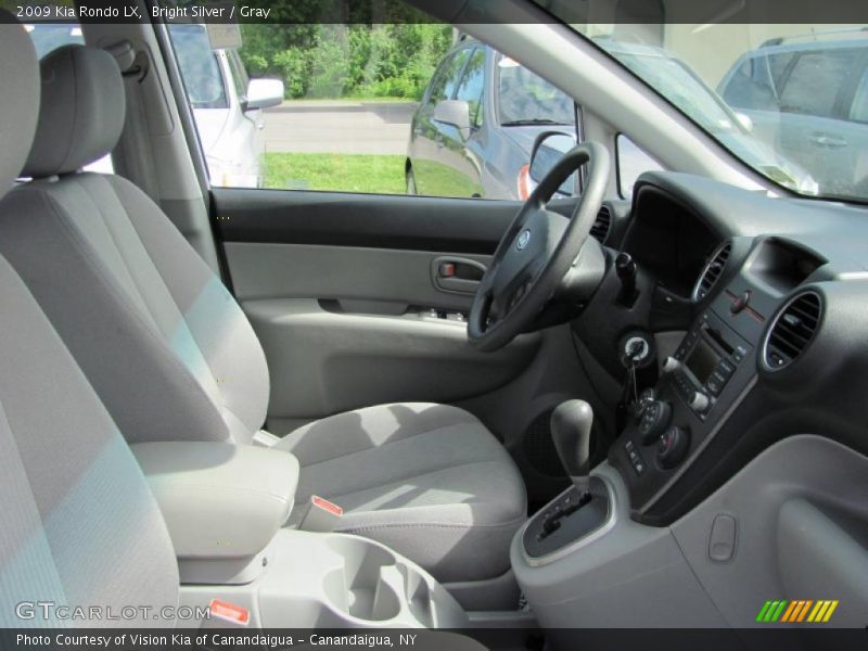 Bright Silver / Gray 2009 Kia Rondo LX